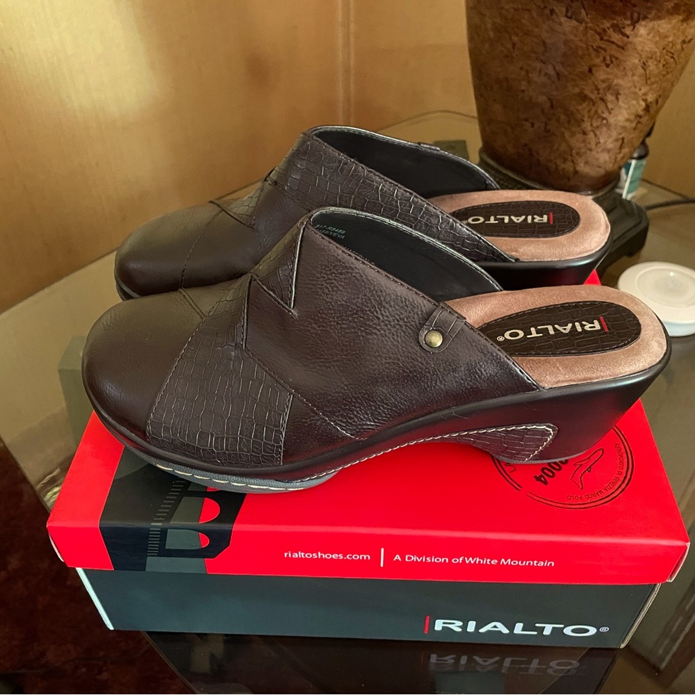 Mules/Clogs